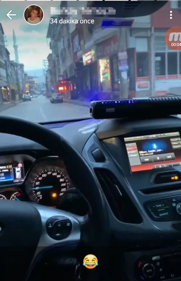 Polis kılığına girerek aracıyla uygulama yapan gence 4 bin 378 TL ceza kesildi