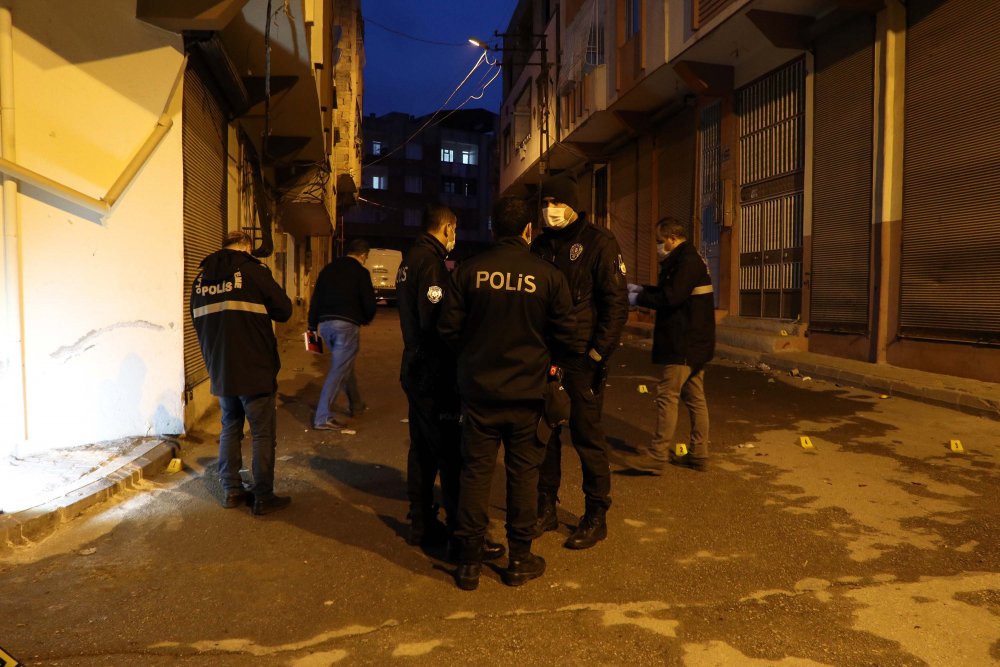 Gaziantep’te akraba aileler arasında silahlı kavga: 1 ölü, 3 yaralı