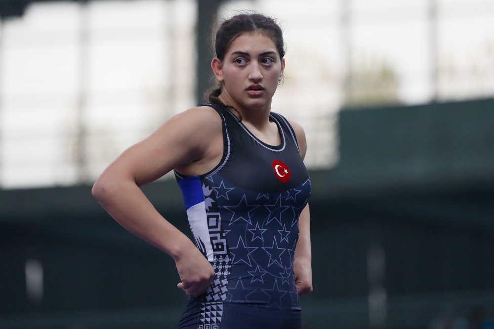 Güreş Dünya Kupası'nda kadınlarda ilk gün tamamlandı