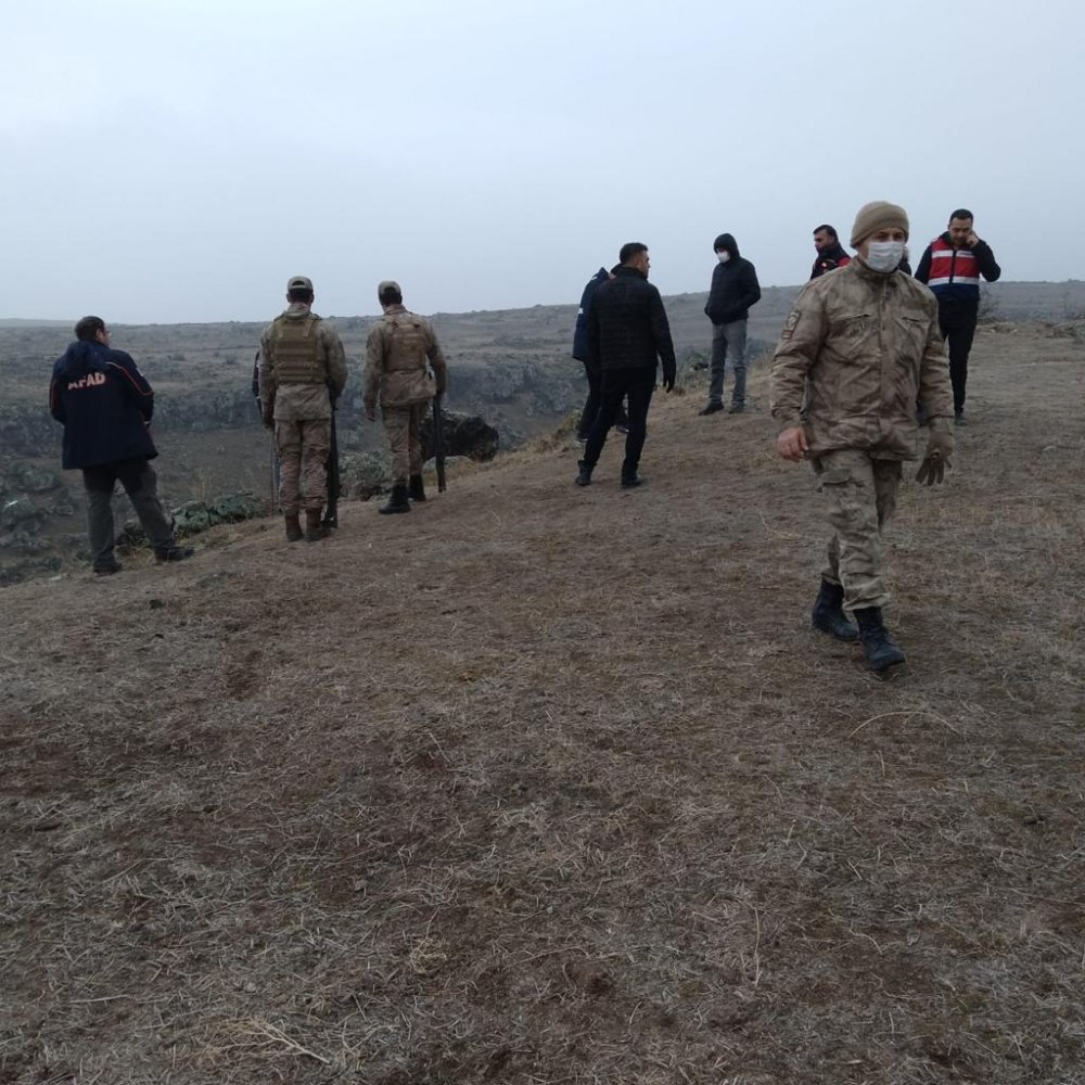 Iğdır'da kayıp 6 çocuk babası, mağarada ölü bulundu