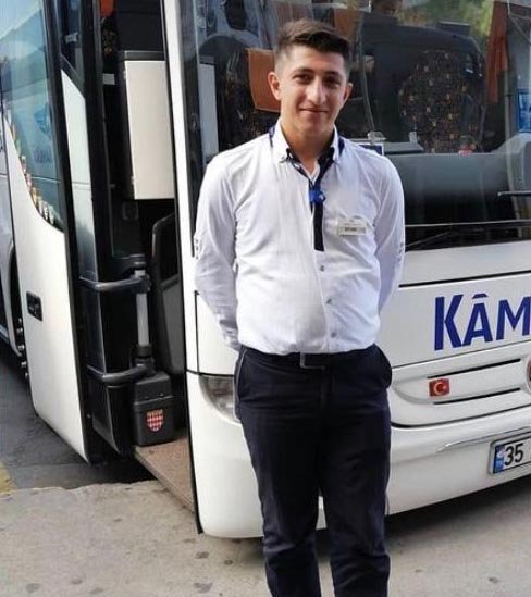 Yolcu otobüsü kamyona arkadan çarptı: 1 ölü, 15 yaralı