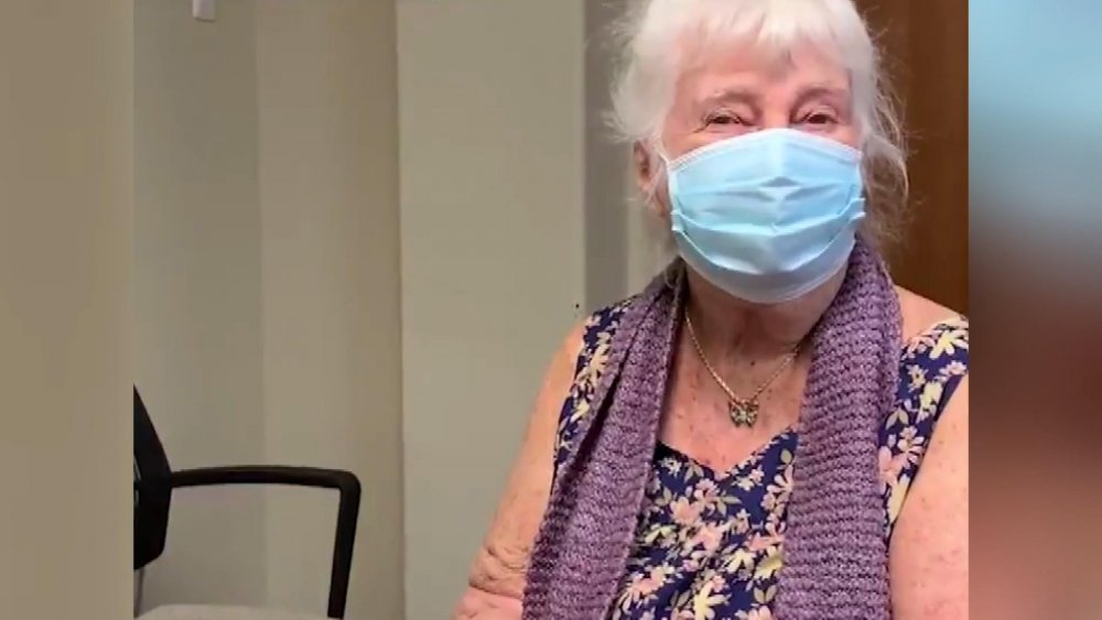 ABD'de ilk aşı olan savaş gazisinden Pfizer/ BionTech yorumu: İyileşmek için umut var