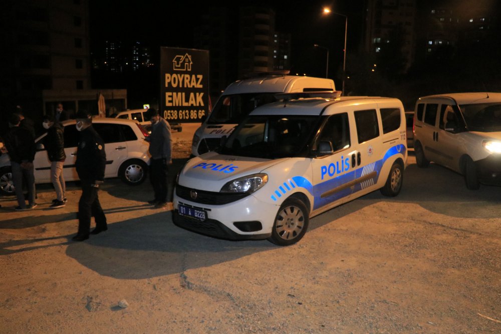 Berber dükkanında silahlı kavga: 1 yaralı