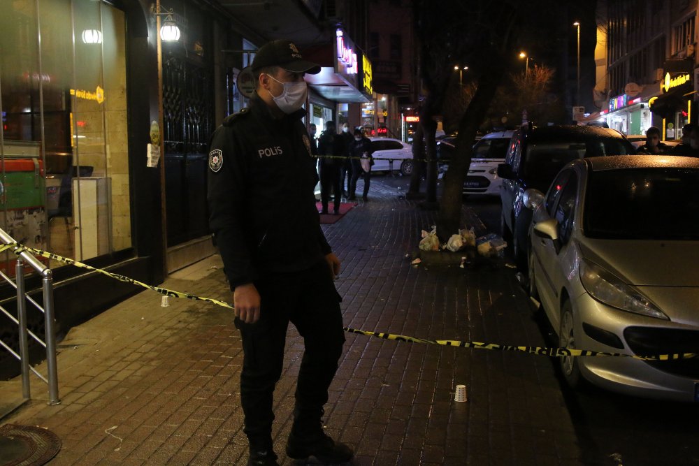 Kağıthane'de alacak verecek tartışması kanlı bitti