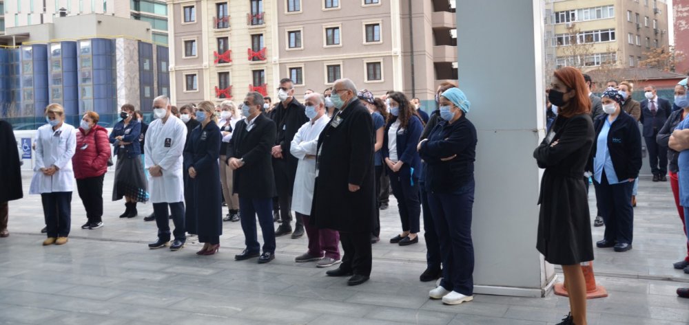 Koronavirüsten ölen Prof. Dr. Çağlı için anma töreni