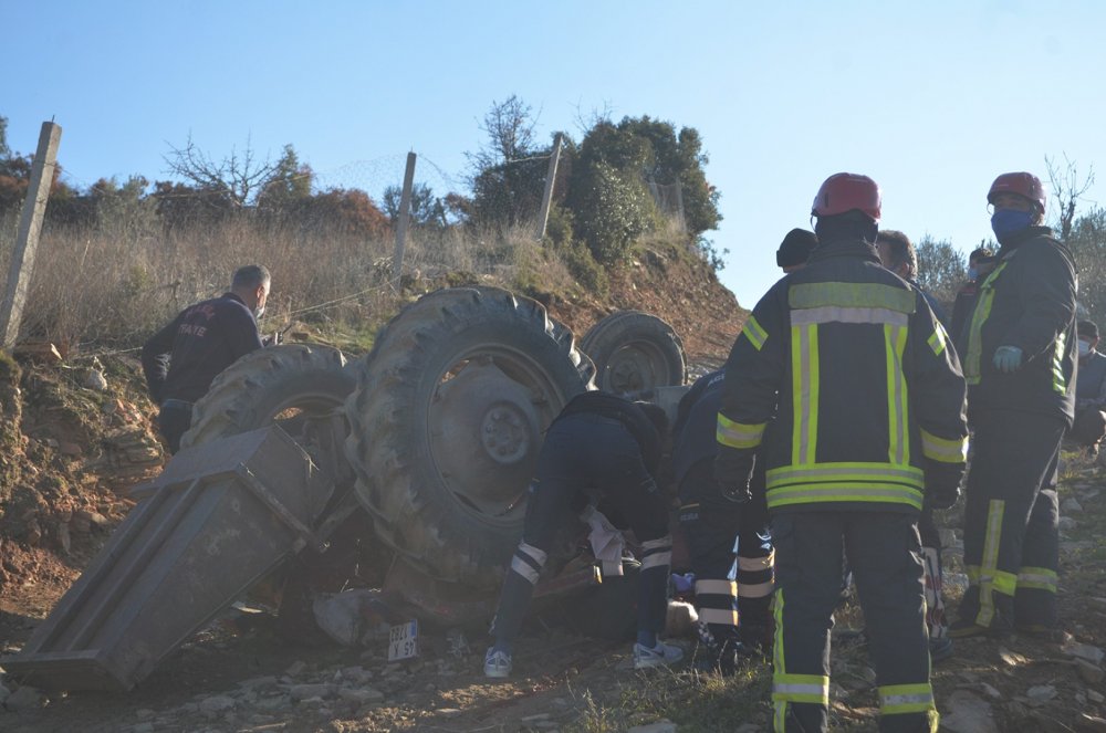 Koronavirüsü atlattı, traktör altında kalarak hayatını kaybetti 