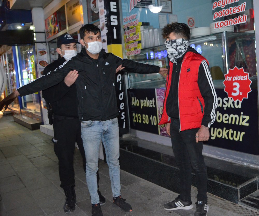 Çalıştıklarını belgeleyemeyen 2 kişiye, 3 bin 150'şer lira para cezası