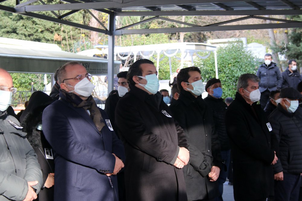 Eski Gümrük ve Tekel Bakanı Mataracı son yolculuğuna uğurlandı