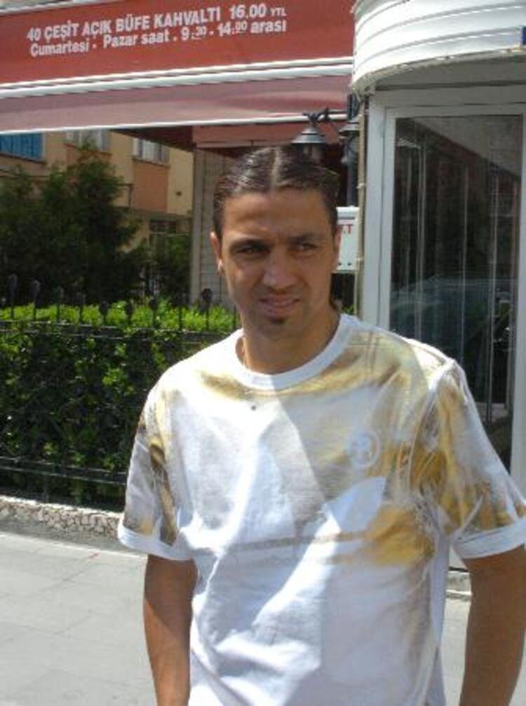 Fenerbahçe’nin eski futbolcusu Mehmet Topuz dolandırıldı