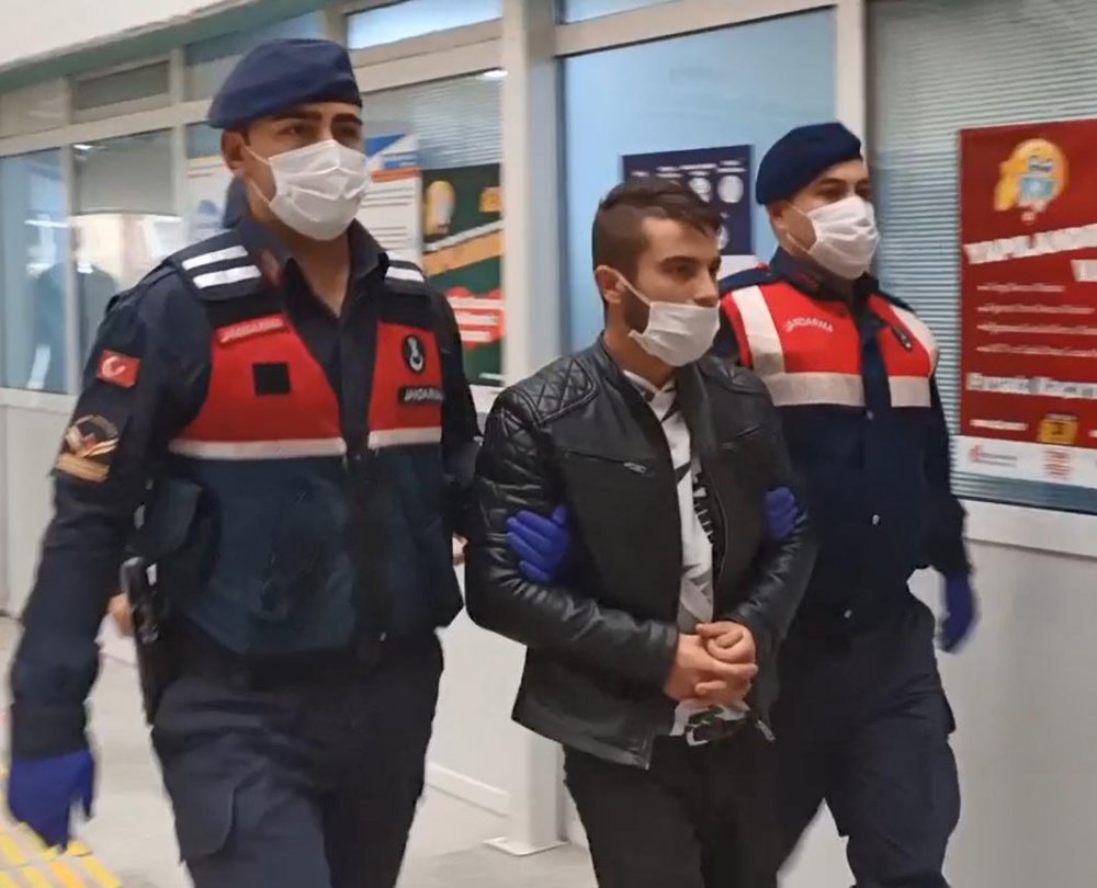İzmit'te bulunan ceset; birlikte alkol aldığı sevgililer kıskançlık nedeniyle öldürmüş