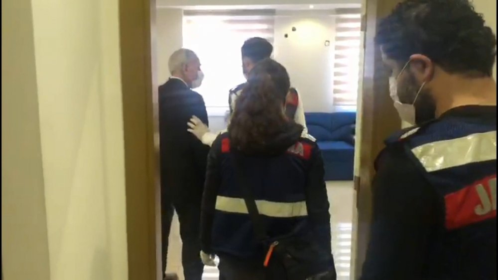 Mersin'de Suriyeli doktorların izinsiz açtığı poliklinik mühürlendi