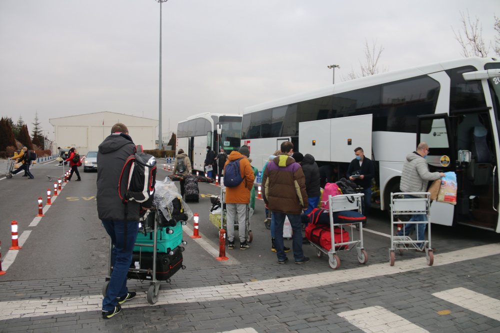 Erciyes'e sezonun ilk turist kafilesi geldi