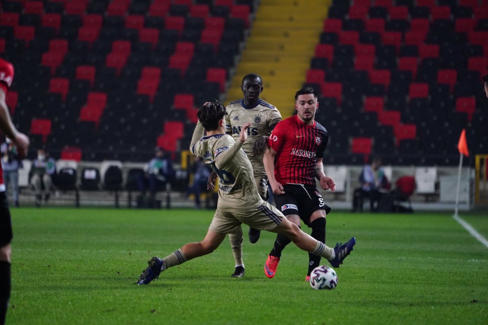 Gaziantep FK - Fenerbahçe: 3-1