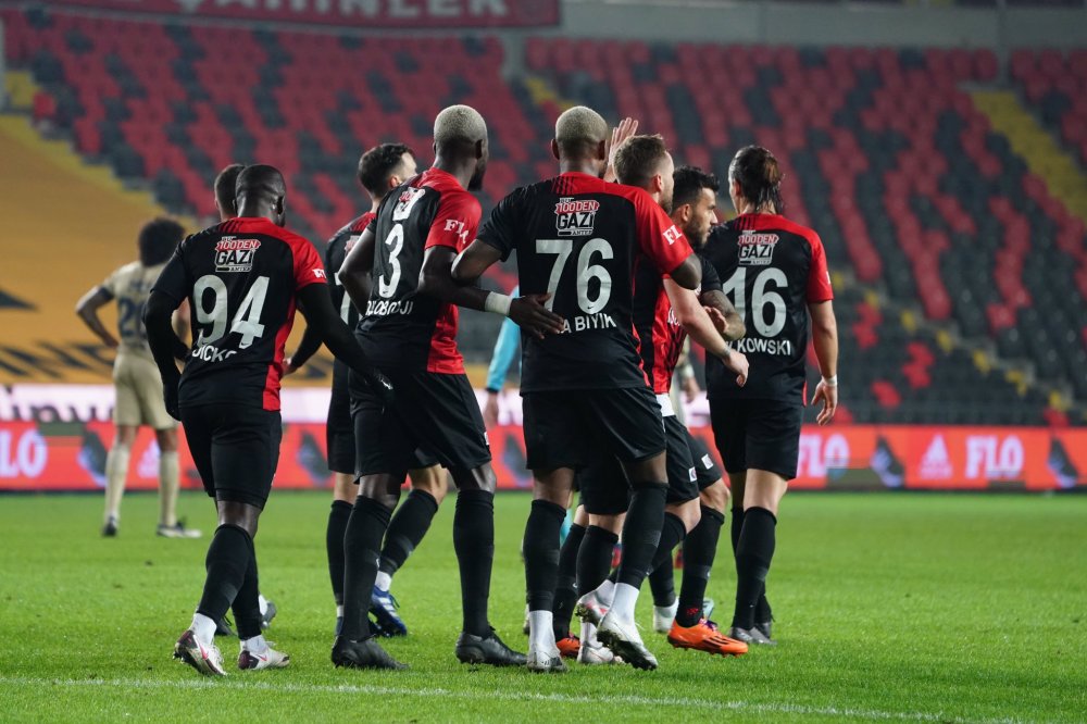 Gaziantep FK - Fenerbahçe: 3-1