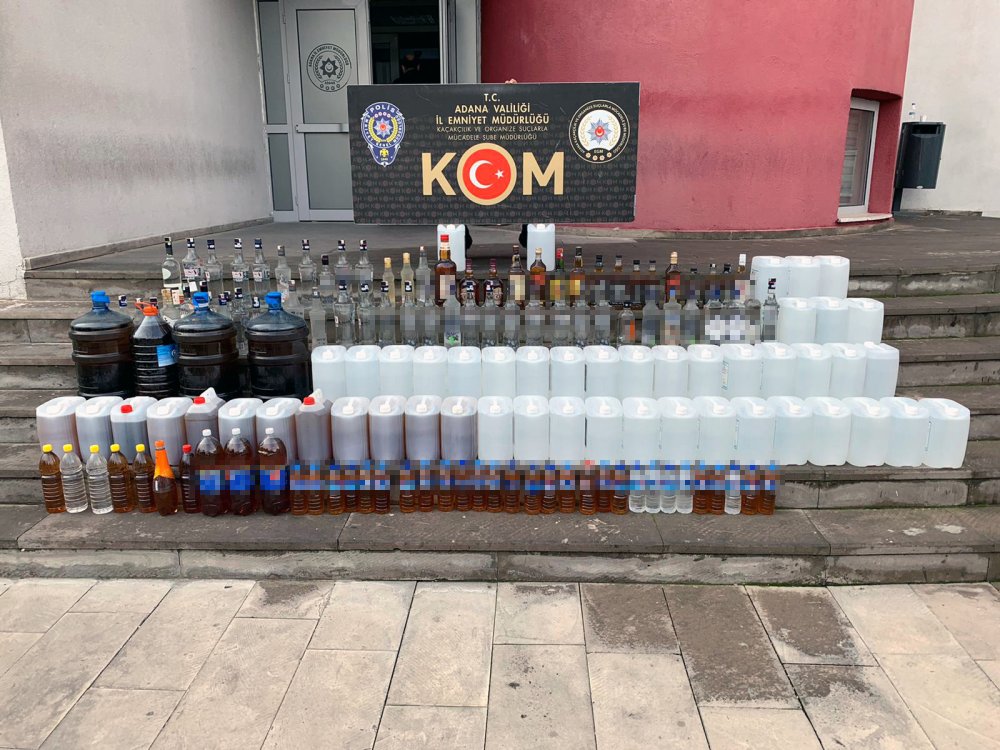 Adana'da 155 litre sahte, 206 şişe kaçak içki ele geçirildi