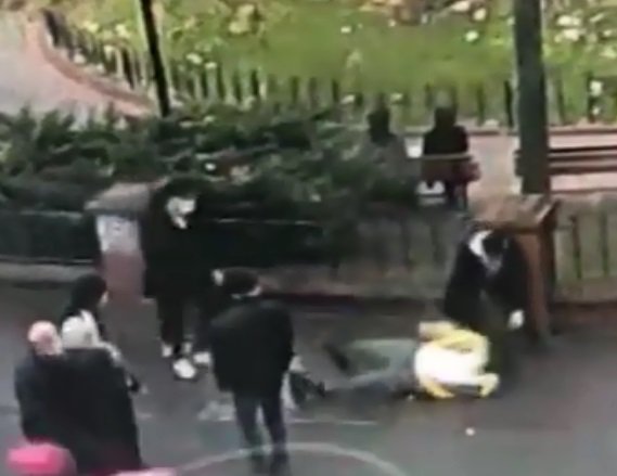 Bahçelievler'de sağlık çalışanlarına darp kamerada