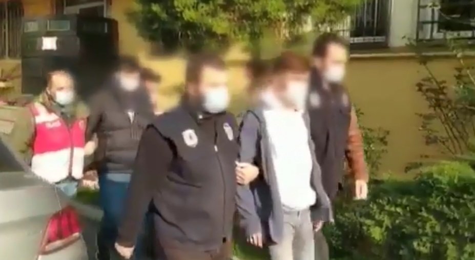 Bahçelievler'de sağlık çalışanlarına darp kamerada
