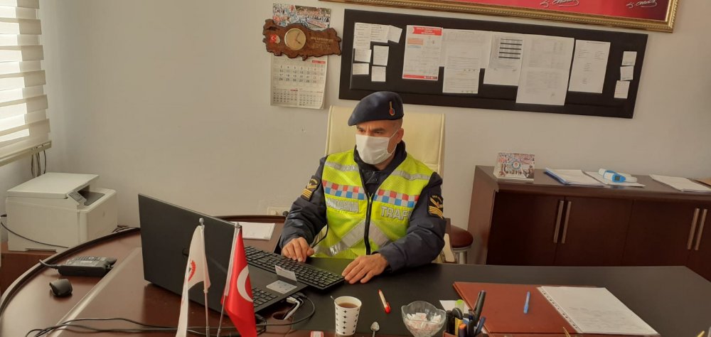 Bingöl'de jandarmadan öğrencilere uzaktan trafik eğitimi