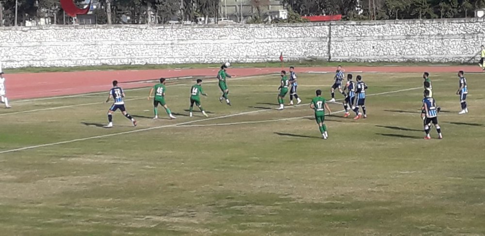Ceyhanspor - Belediye Kütahyaspor: 0-0