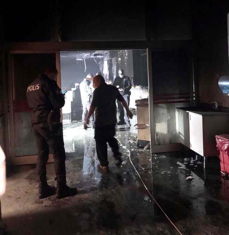 Gaziantep'teki hastane yangınında ölenlerin sayısı 11'e yükseldi