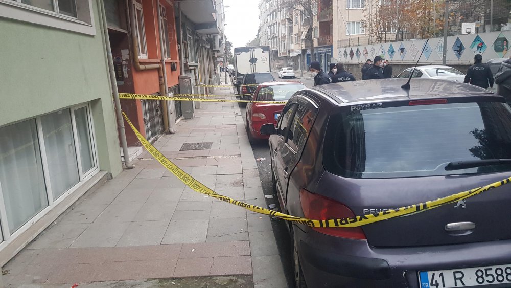 Konuşmak için dışarı çağrıldı, bacağından vuruldu