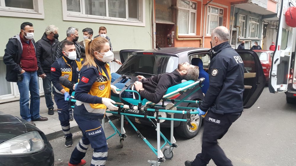 Konuşmak için dışarı çağrıldı, bacağından vuruldu