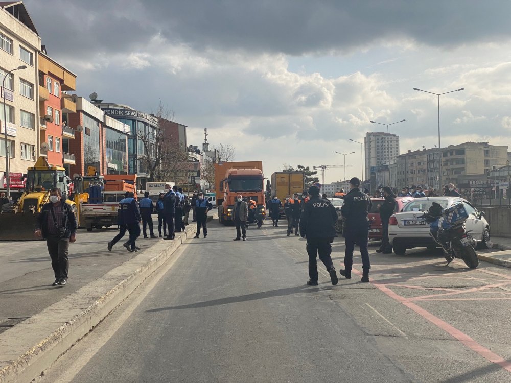 Pendik Belediyesi ile İBB arasında konteyner tuvalet gerginliği