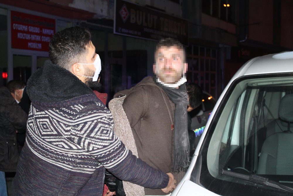Polisin 'dur' ihtarına uymayan 2 şüpheli kovalamaca sonucu yakalandı
