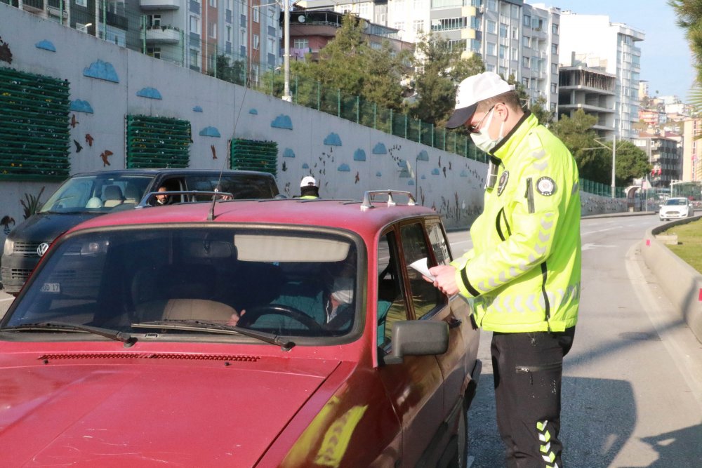Samsun’da, kısıtlamayı ihlal eden 257 kişiye 545 bin lira ceza