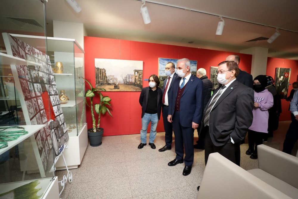 Ümraniye’de “Göç” konulu resim sergisi açıldı