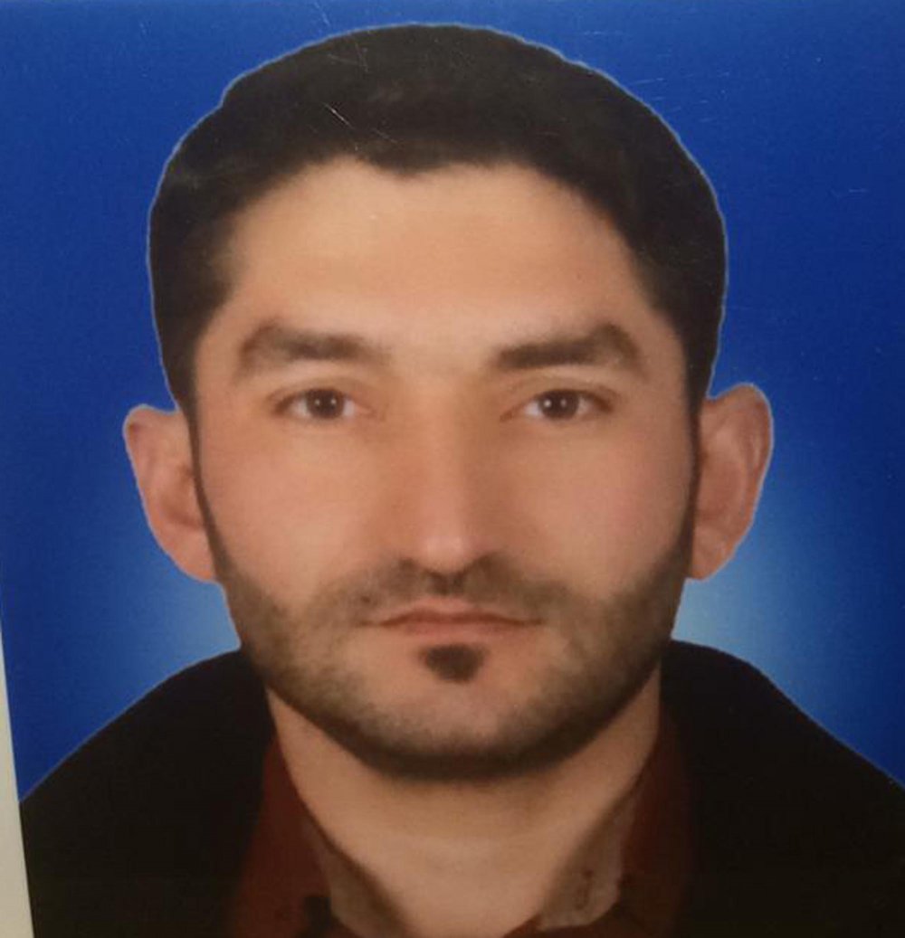 Arkadaşıyla mesajlaşan kardeşine kızdı, salladığı bıçakla yaralanan annesi öldü
