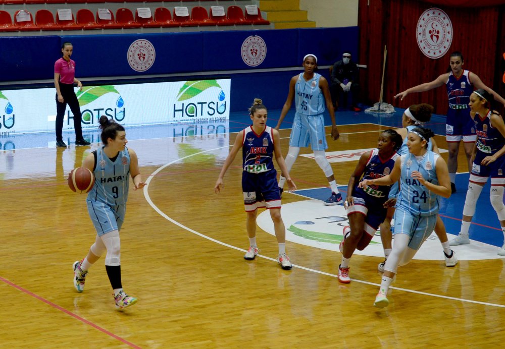 Hatay Büyükşehir Belediyespor - Büyükşehir Belediye Adana Basketbol: 68-58