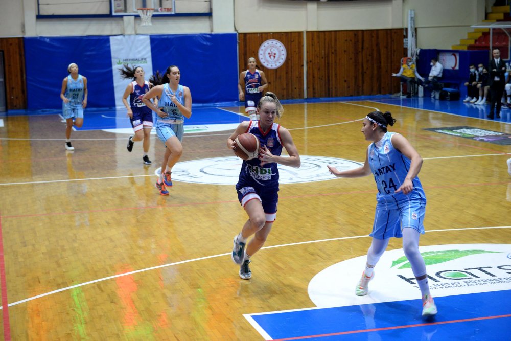 Hatay Büyükşehir Belediyespor - Büyükşehir Belediye Adana Basketbol: 68-58