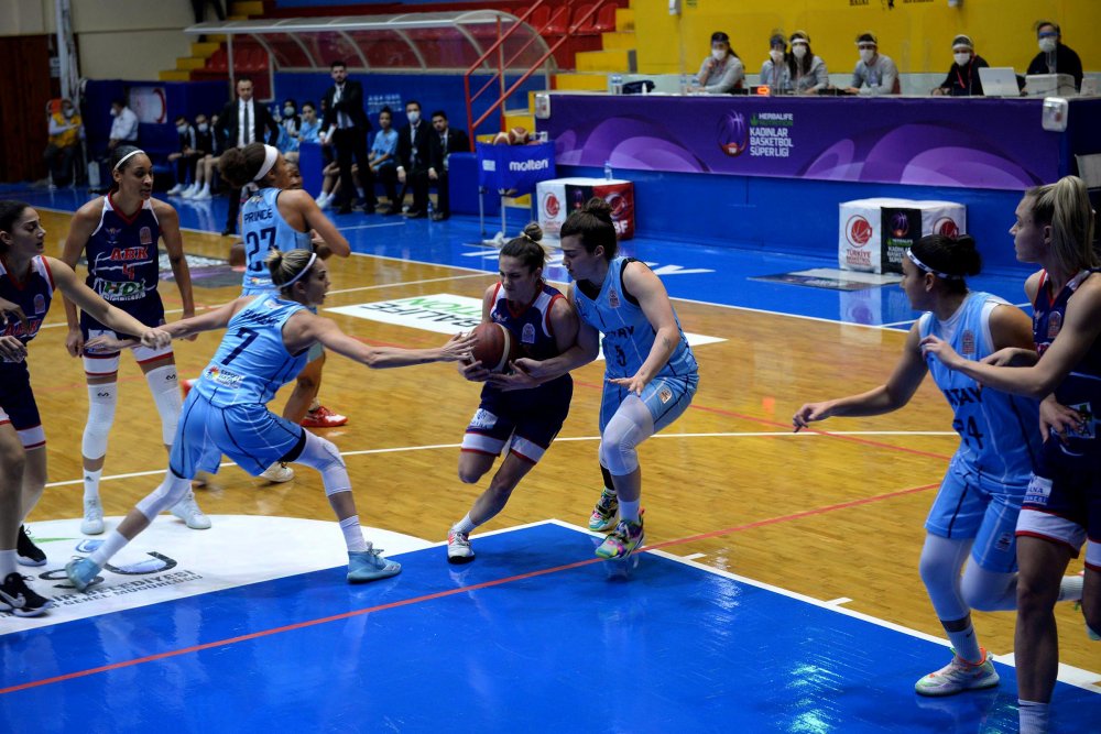 Hatay Büyükşehir Belediyespor - Büyükşehir Belediye Adana Basketbol: 68-58