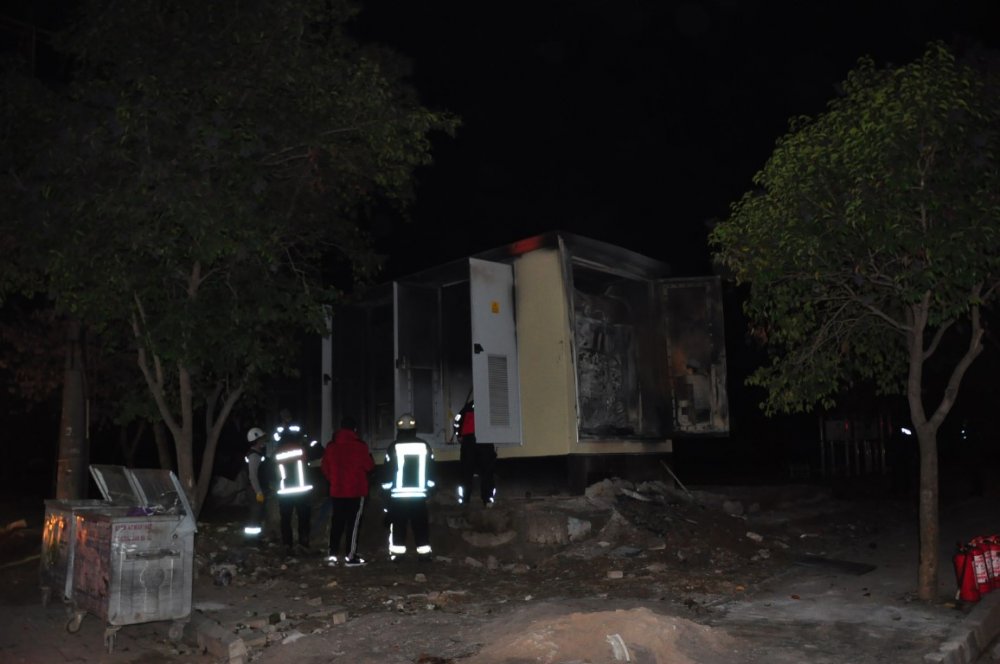 Manisa’da trafo patladı