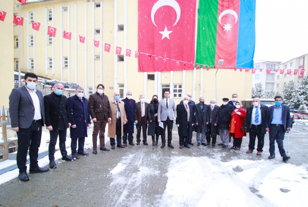 Ağrılılar, Başkan Sayan'a sahip çıktı