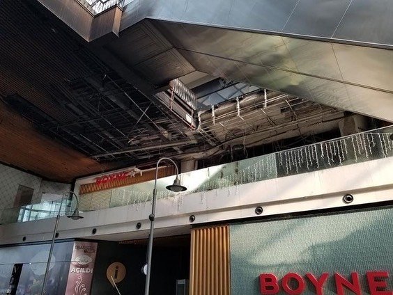 AVM'de aynı gün içerisinde iki yangın 