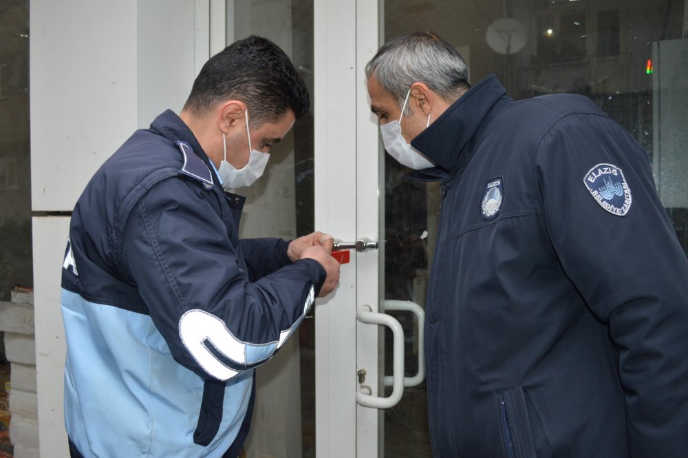 İş yerinde 1,5 ton bozulmuş hurma ele geçirildi