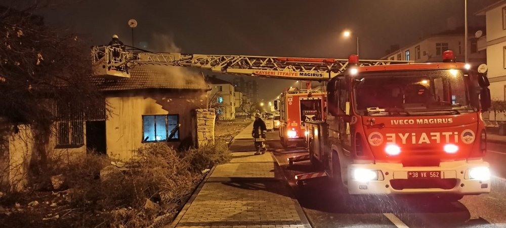 Kayseri’de müstakil evde yangın