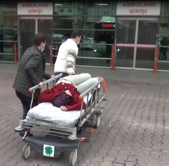Otobüsünde rahatsızlanan yolcuyu güzergahından çıkıp, hastaneye götürdü