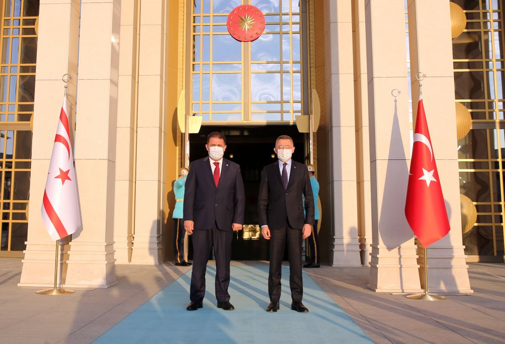 Fuat Oktay: 800 milyon liralık nakti KKTC'ye aktaracağız