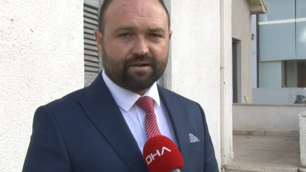 Kıbrıs'ta eşi ve 3 çocuğu katledilen tabip binbaşının ailesinden 9 doktor çıkmış
