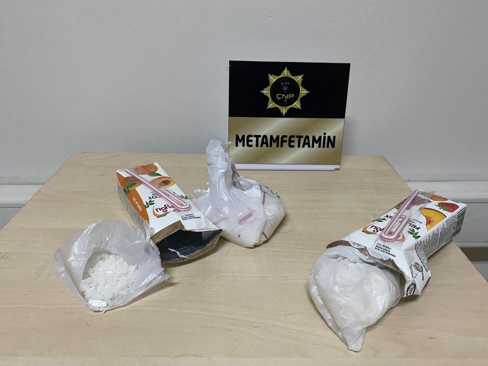 Meyve suyu kutularına uyuşturucu gizleyen Afgan şüpheli tutuklandı