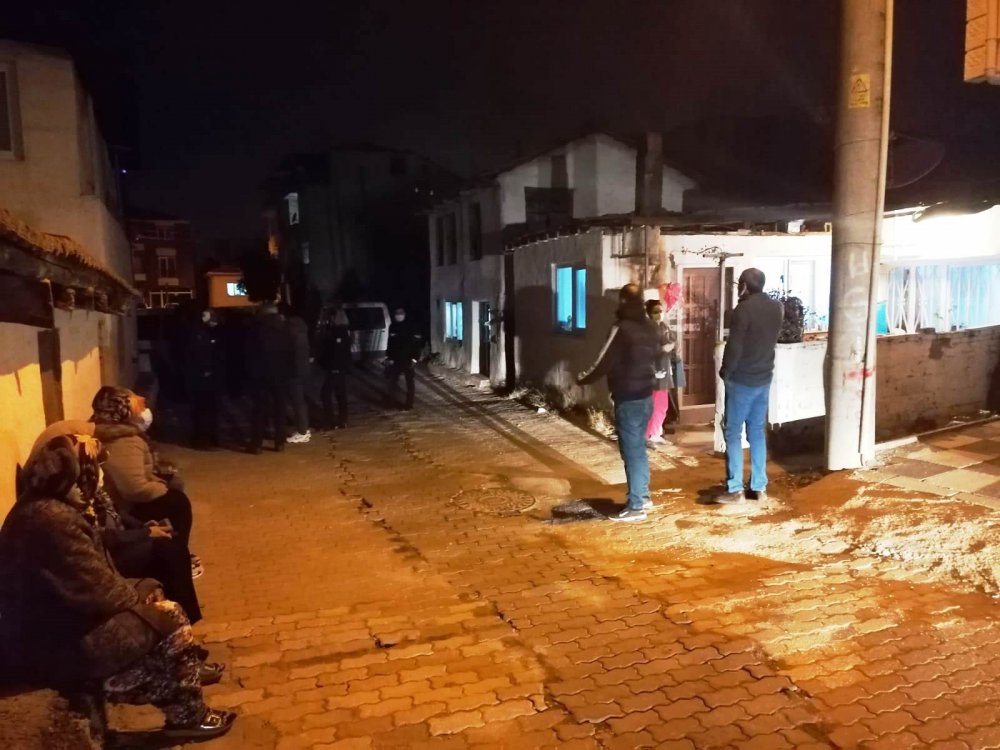 Tansiyon hastası kadın evinde ölü bulundu