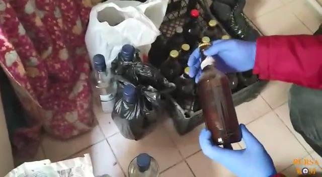 Bursa'da 210 litre sahte içki ele geçirildi: 2 gözaltı