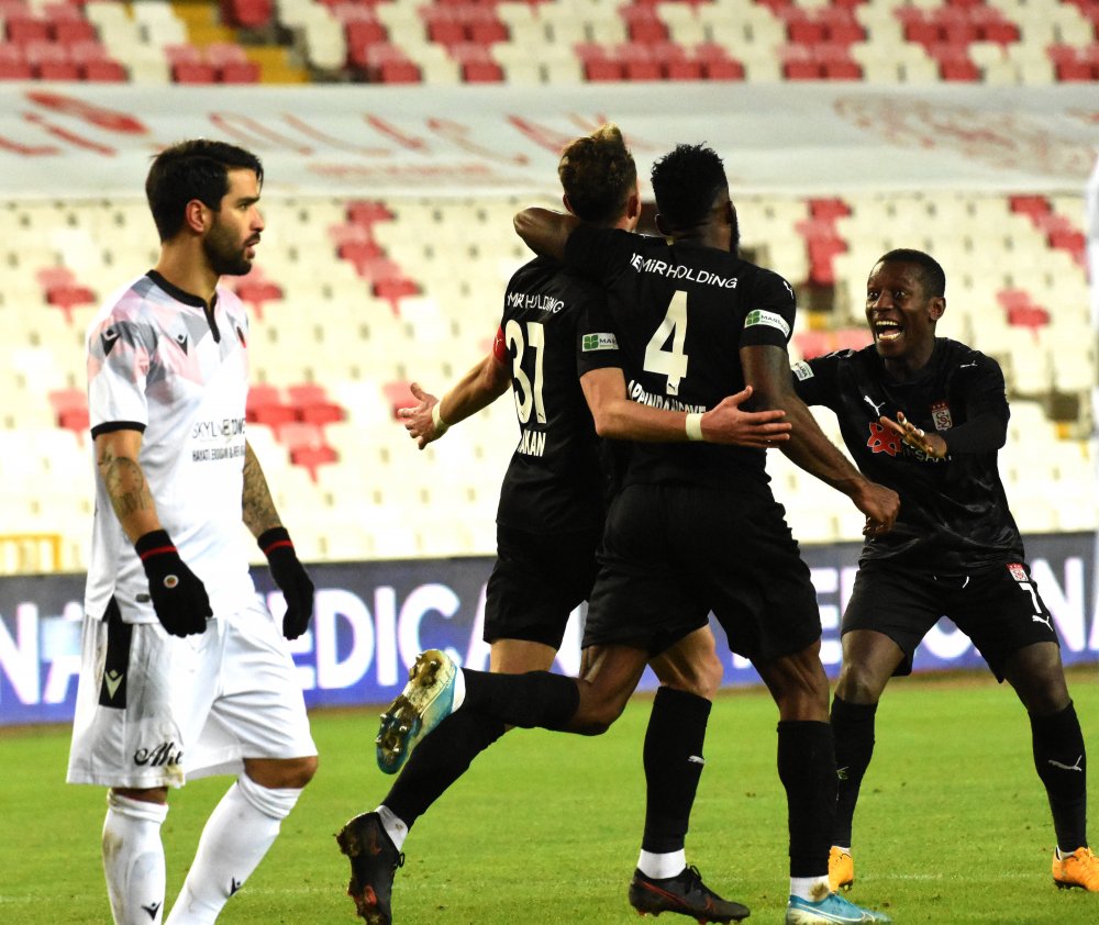 Demir Grup Sivasspor - Gençlerbirliği: 3-1