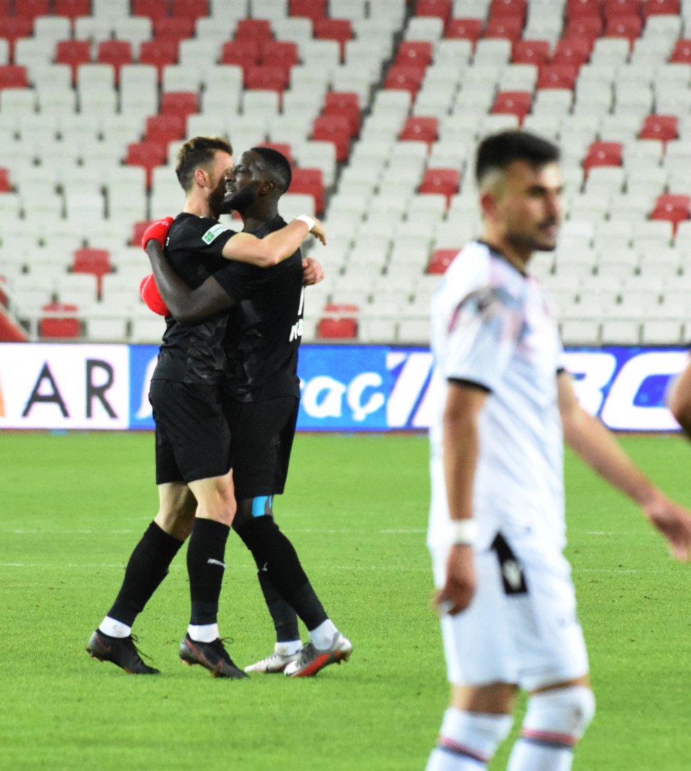 Demir Grup Sivasspor - Gençlerbirliği: 3-1