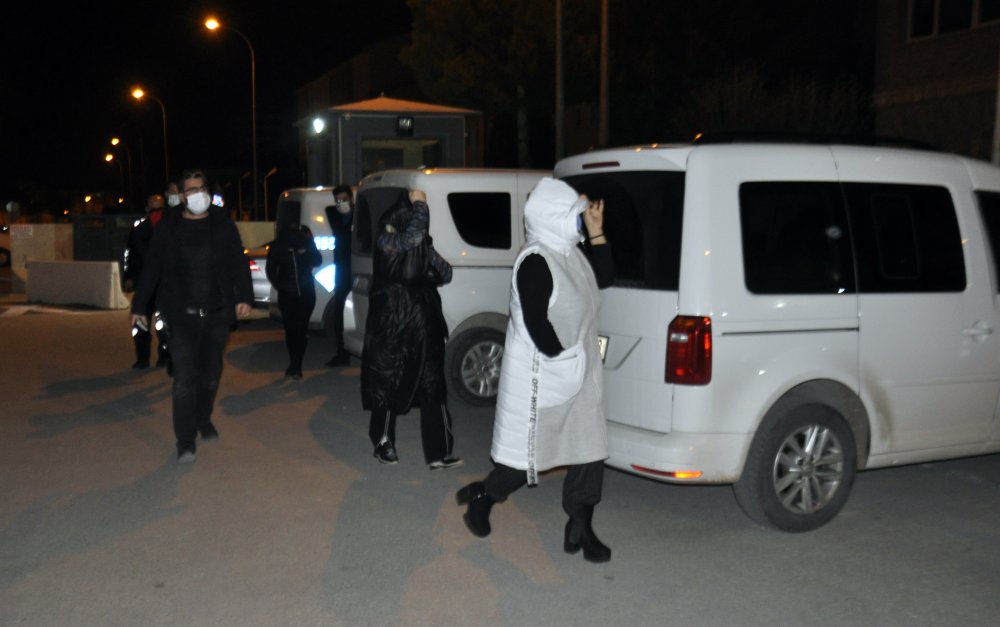 Fuhuş şebekesine operasyon: 3'ü kadın 4 gözaltı