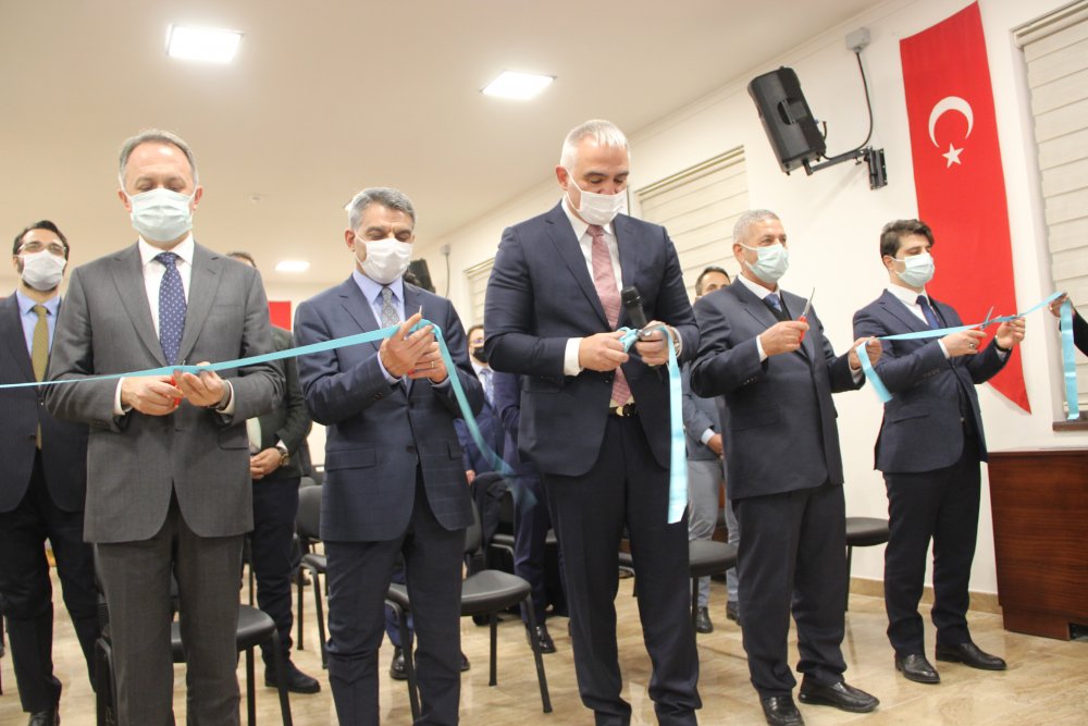 Kültür ve Turizm Bakanı Ersoy, Tunceli'nin ilk müzesini açtı