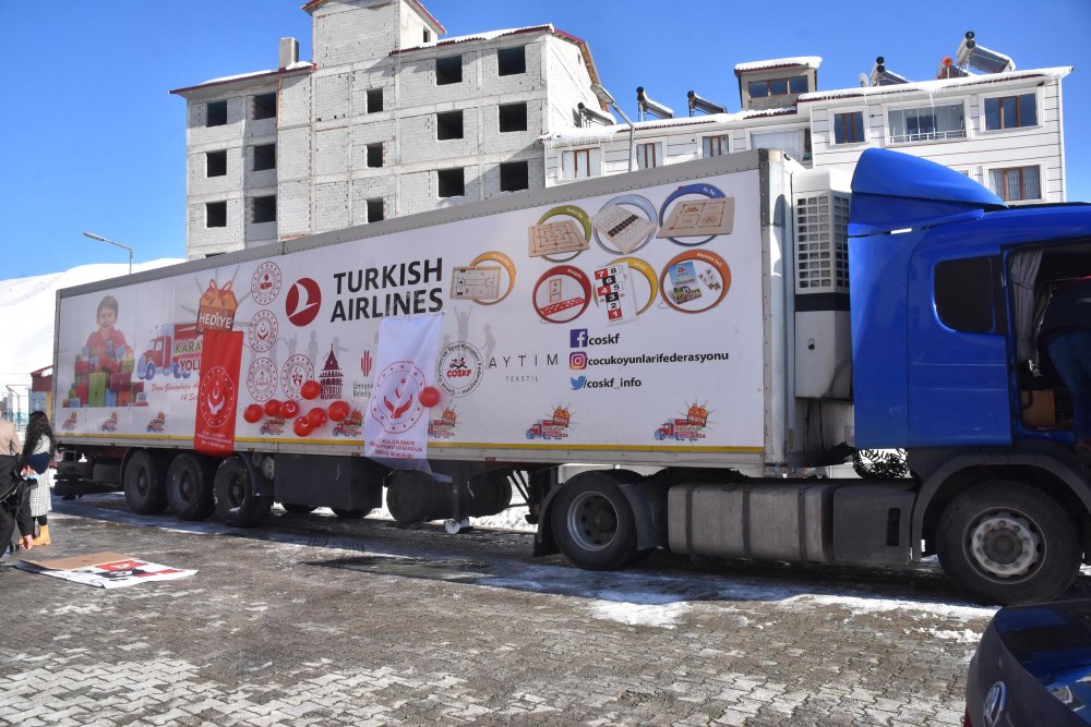 Salim İsot: Çocuklar ekranlarla değil, akranları ile oynasın